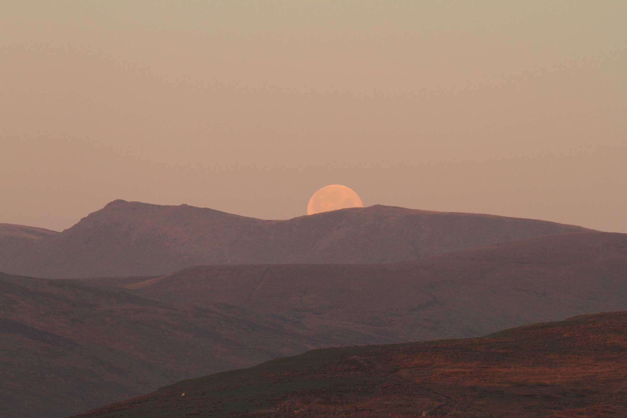 *Moon over North Berwyn